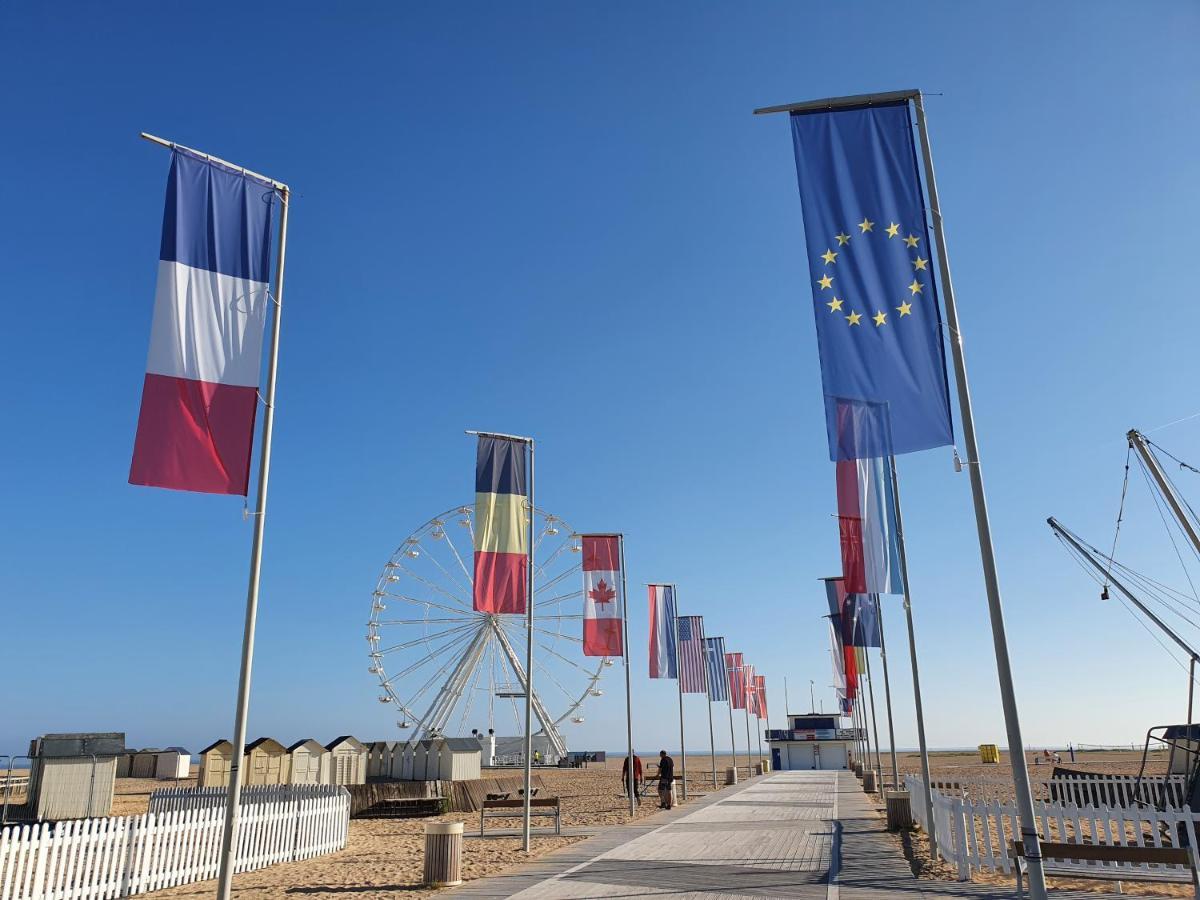 Residence Le Semaphore Ouistreham Exterior foto